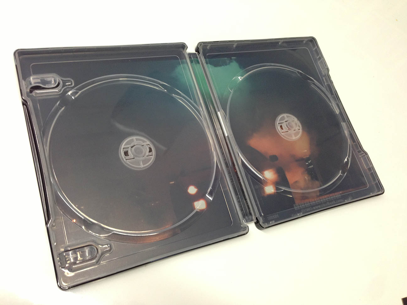 motoway-steelbook-3.jpg