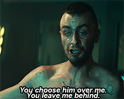 tumblr_m7j44kD3zu1qknue4o1_250.gif
