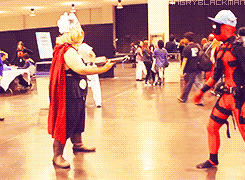 tumblr_m7haf0r4mP1r0z7vao1_250.gif