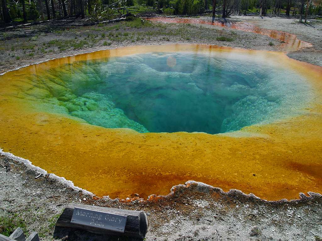 Morning_Glory_Pool2.jpg