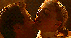 tumblr_mbugvyQkUW1rob81ao5_250.gif
