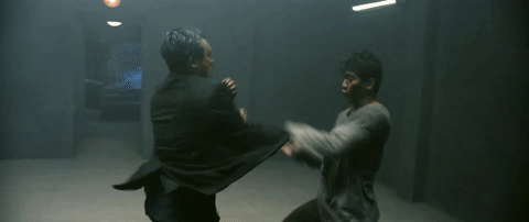 rNvofvyf3E7o4.gif