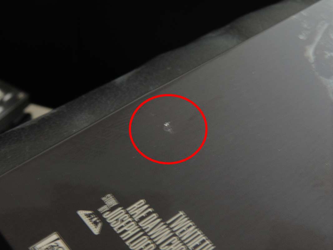 paintchip1.jpg