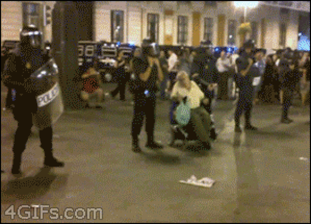 18t8hlqcf4u9pgif.gif