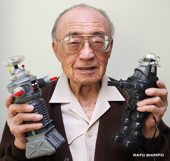 bob-with-robots.jpg
