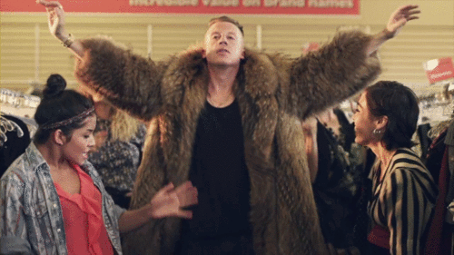 funny-dance-dancing-animated-gif-image-8.gif