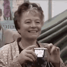 grandma-selfie.gif