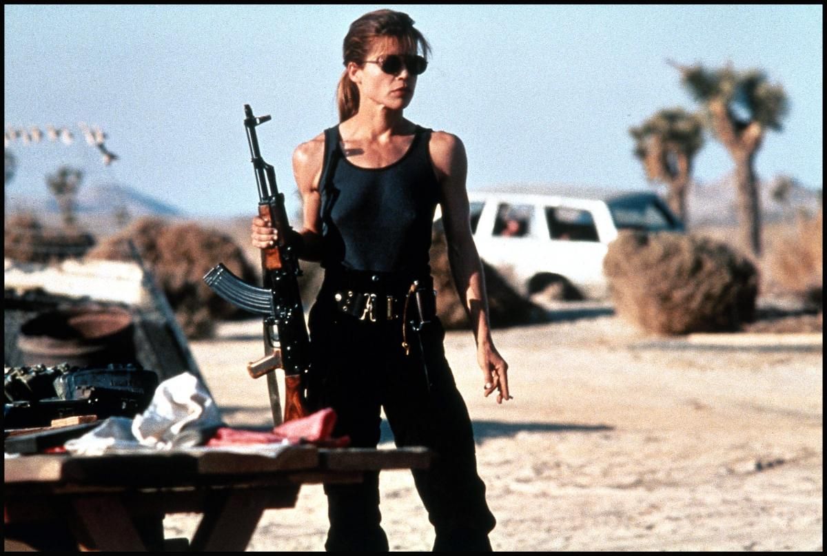terminator-2-linda-hamilton-sarah-connor.jpg