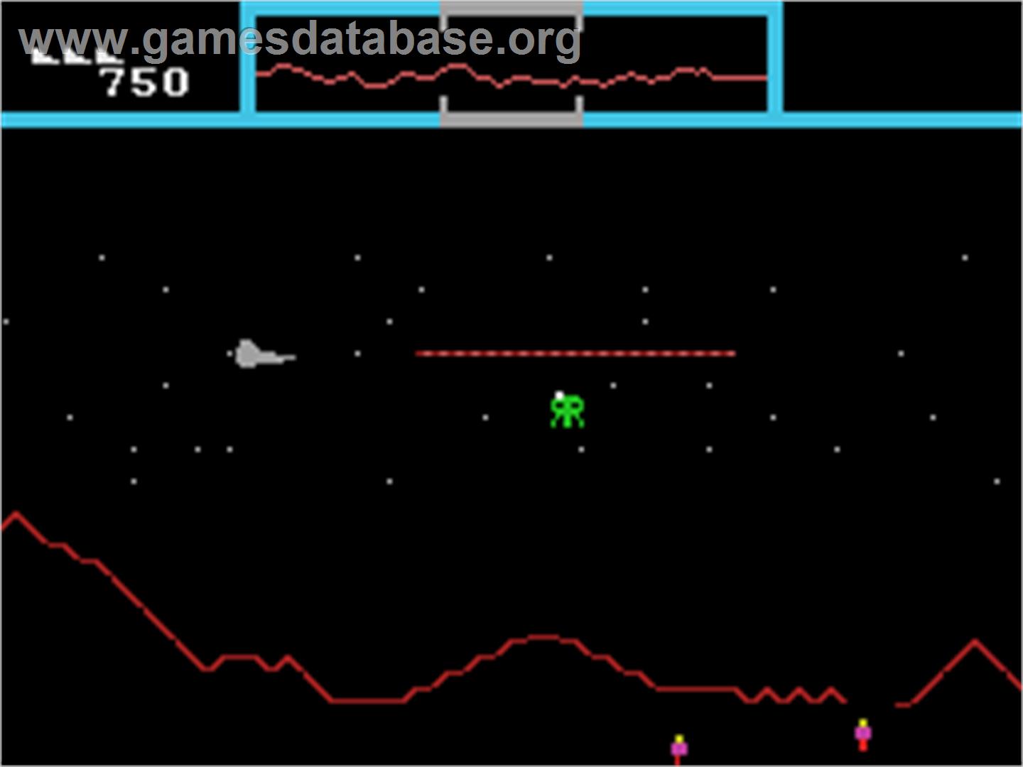 Defender_-_1983_-_Atari.jpg