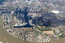 220px-Aerial_view_of_London_from_LHR_approach_%2803%29.jpg