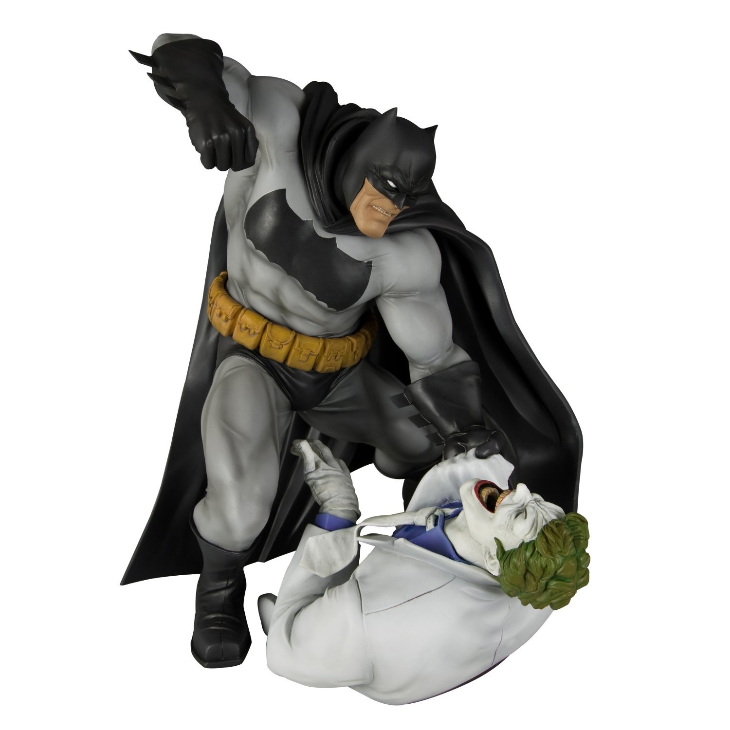 the dark knight returns statue