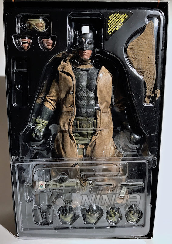 hot toys knightmare batman