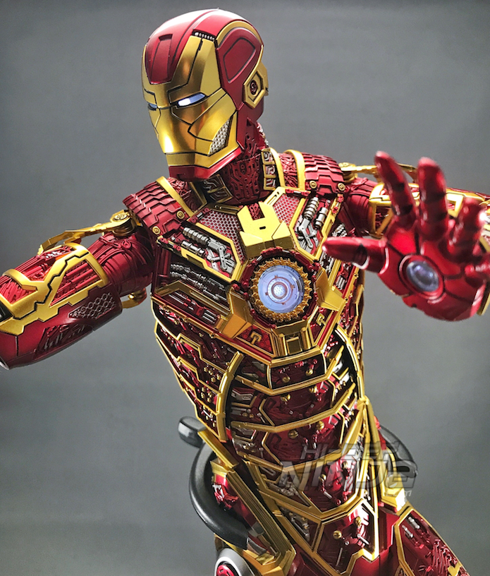hot toys bones