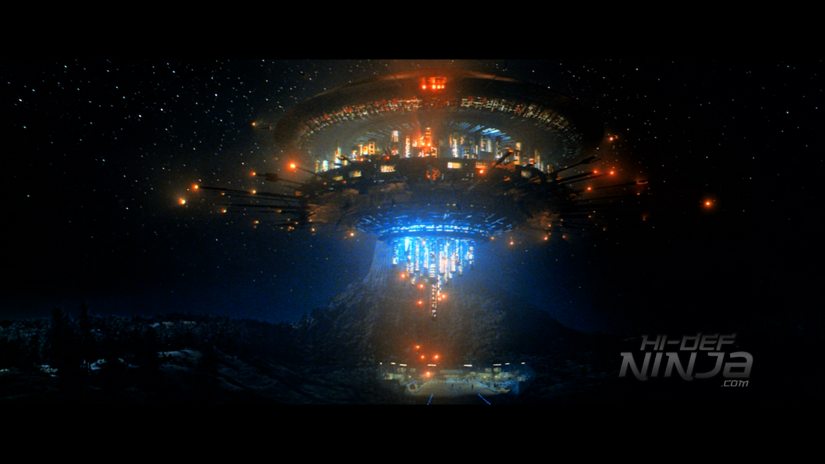 とりClose Encounters of the Third Kind 519ece7gabL._AC_SY200_QL15_.jpg