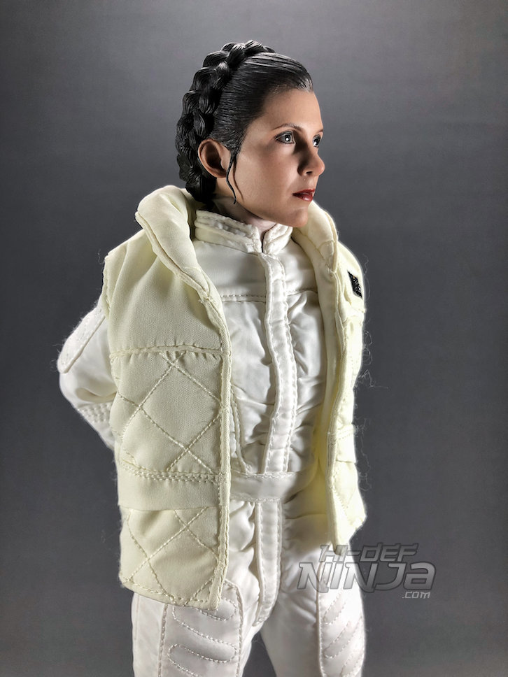 Hot toys leia hoth cheap