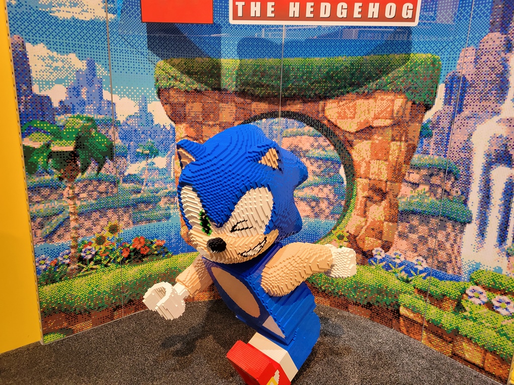 SDCC 2023 Exclusive LEGO Enamel Pin- Sonic the Hedgehog San Diego